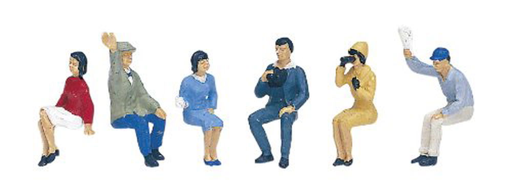 KATO 6-508 Ho Seated Spectators 3 - BanzaiHobby