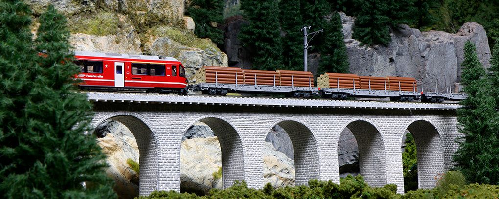 KATO [PO JUN 2024] 10-1891 Rhaetian Railway long car R-w (loading logs) 4-car set - BanzaiHobby