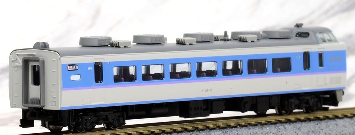 KATO Series 189 `Grade Up Azusa` Standard Seven Car Set - BanzaiHobby
