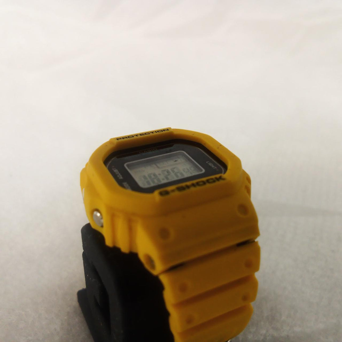 CASIO Quartz G-SHOCK NANO DWN-5600-9JR