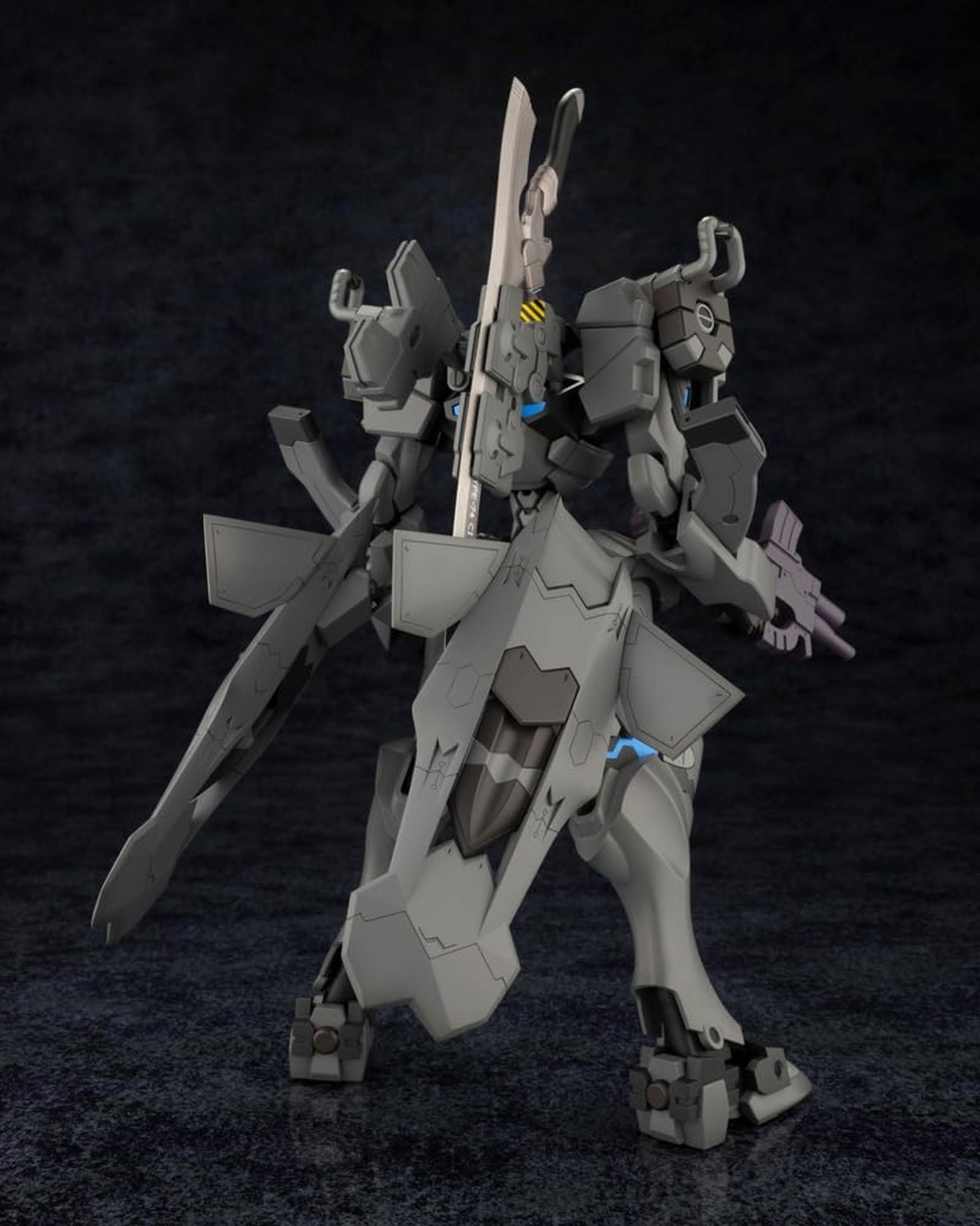 Kotobukiya KP621 Muv-Luv Alternative Total Eclipse Snowstorm, Japanese Imperial Specifications - BanzaiHobby