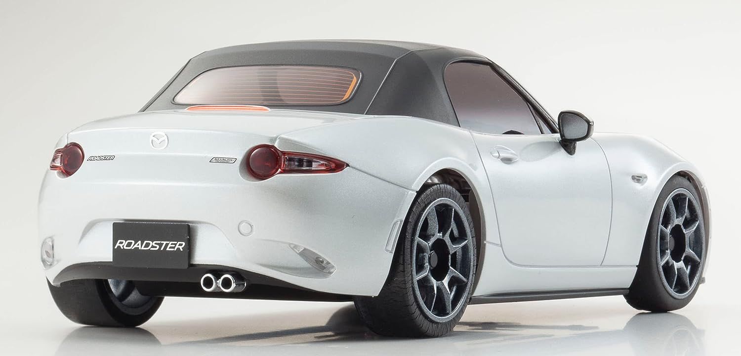 Kyosho 32341PW MR03RWD Mazda Roadster Pearl White - BanzaiHobby