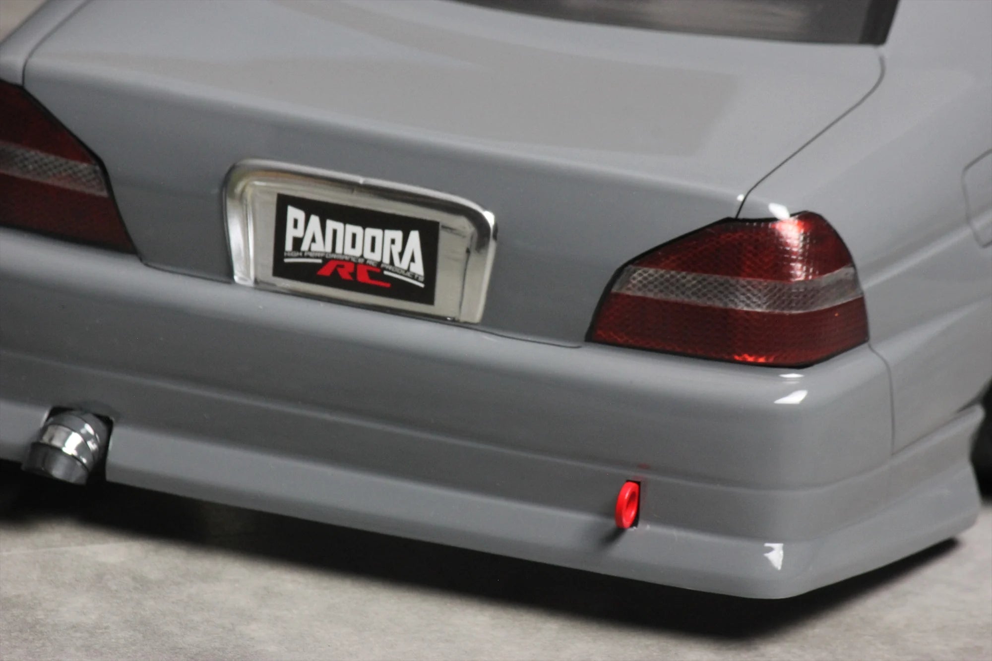 Pandora RC PABG-3069 Nissan Laurel C35 | BanzaiHobby Pandora RC PABG-3069 Nissan Laurel C35 | BanzaiHobby