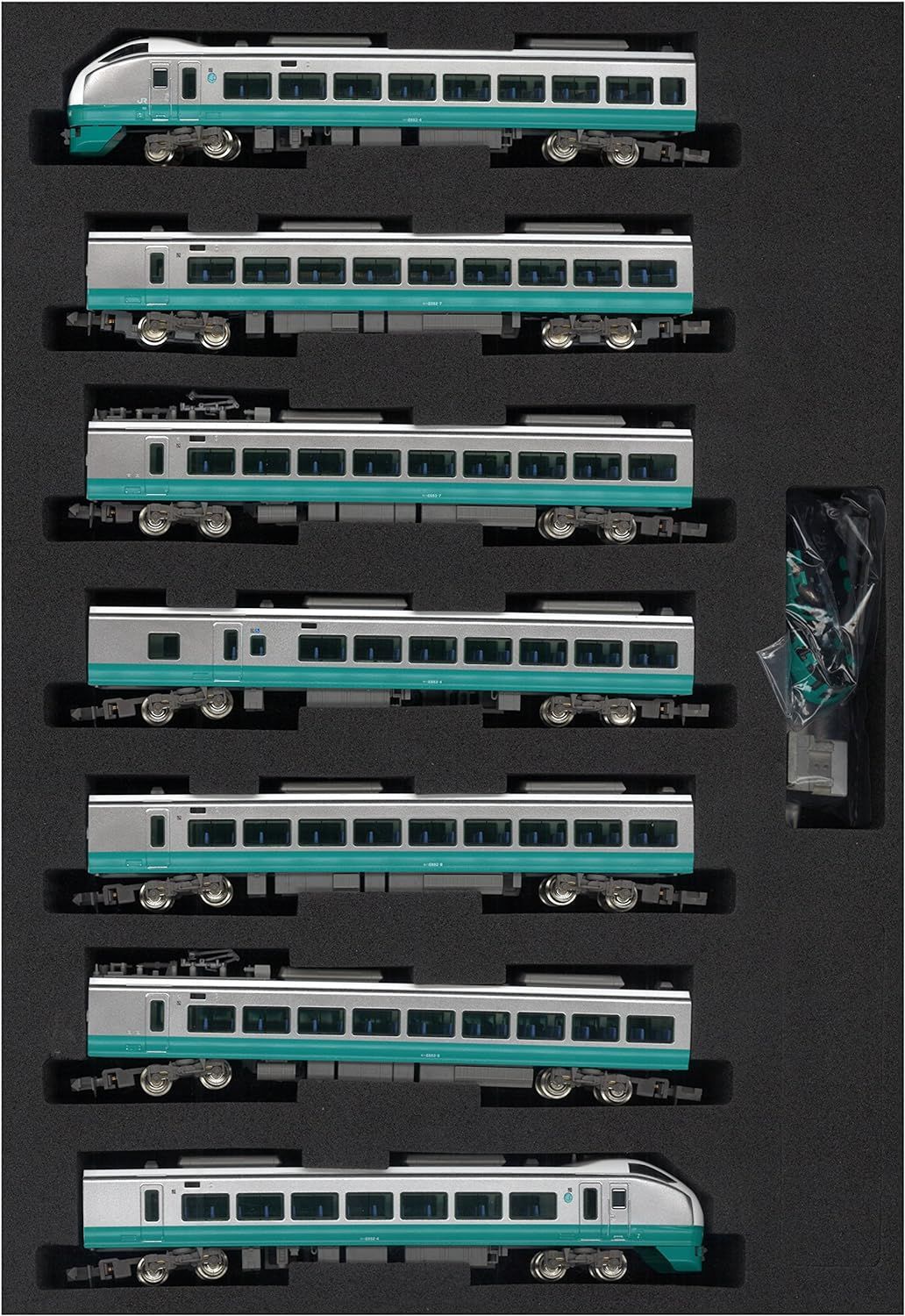 GreenMax 30538 N Gauge E653 Series Fresh Hitachi Green 7 Car Set (w/Power) (Pre-painted) - BanzaiHobby