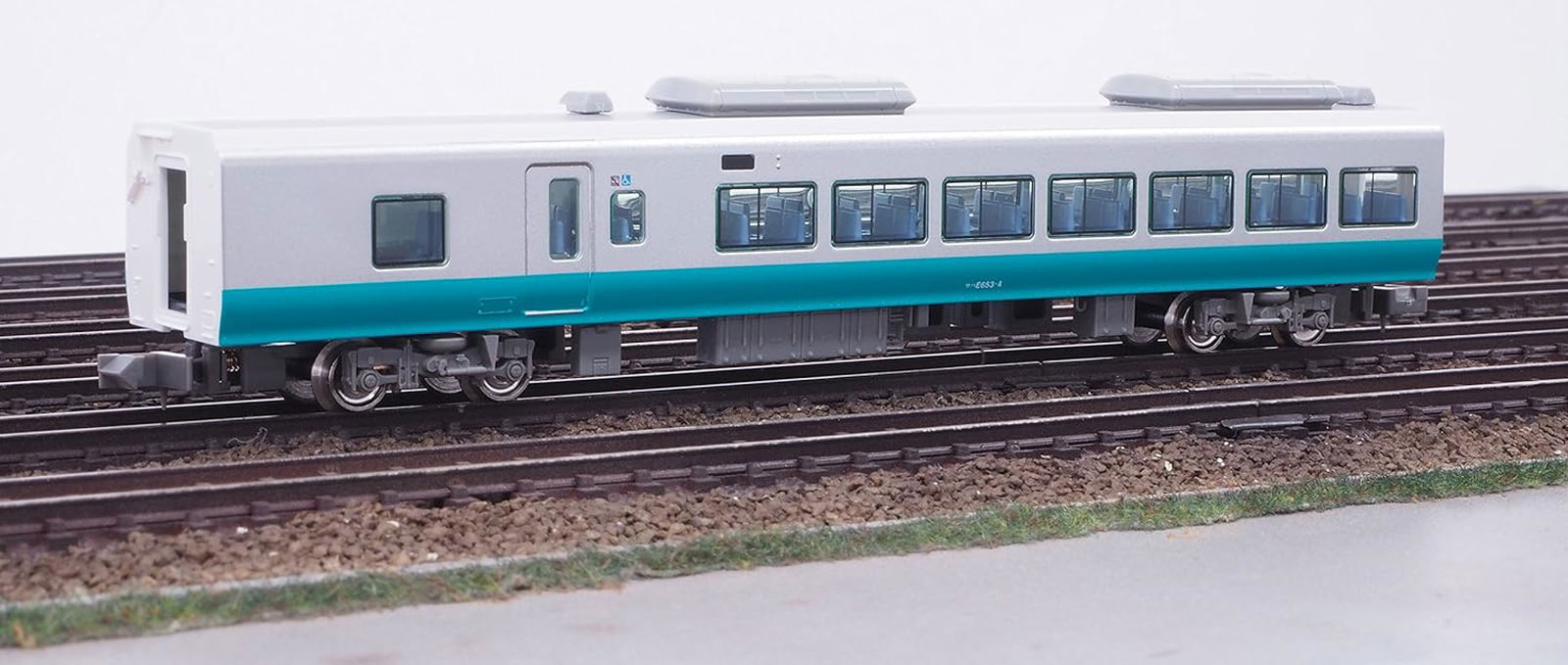 GreenMax 30538 N Gauge E653 Series Fresh Hitachi Green 7 Car Set (w/Power) (Pre-painted) - BanzaiHobby