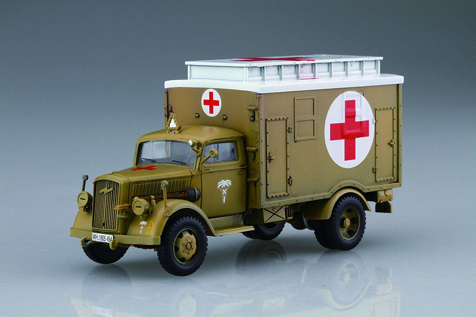 Hasegawa German 3ton Truck (Box Type Rescue Vehicle/Refueller - BanzaiHobby