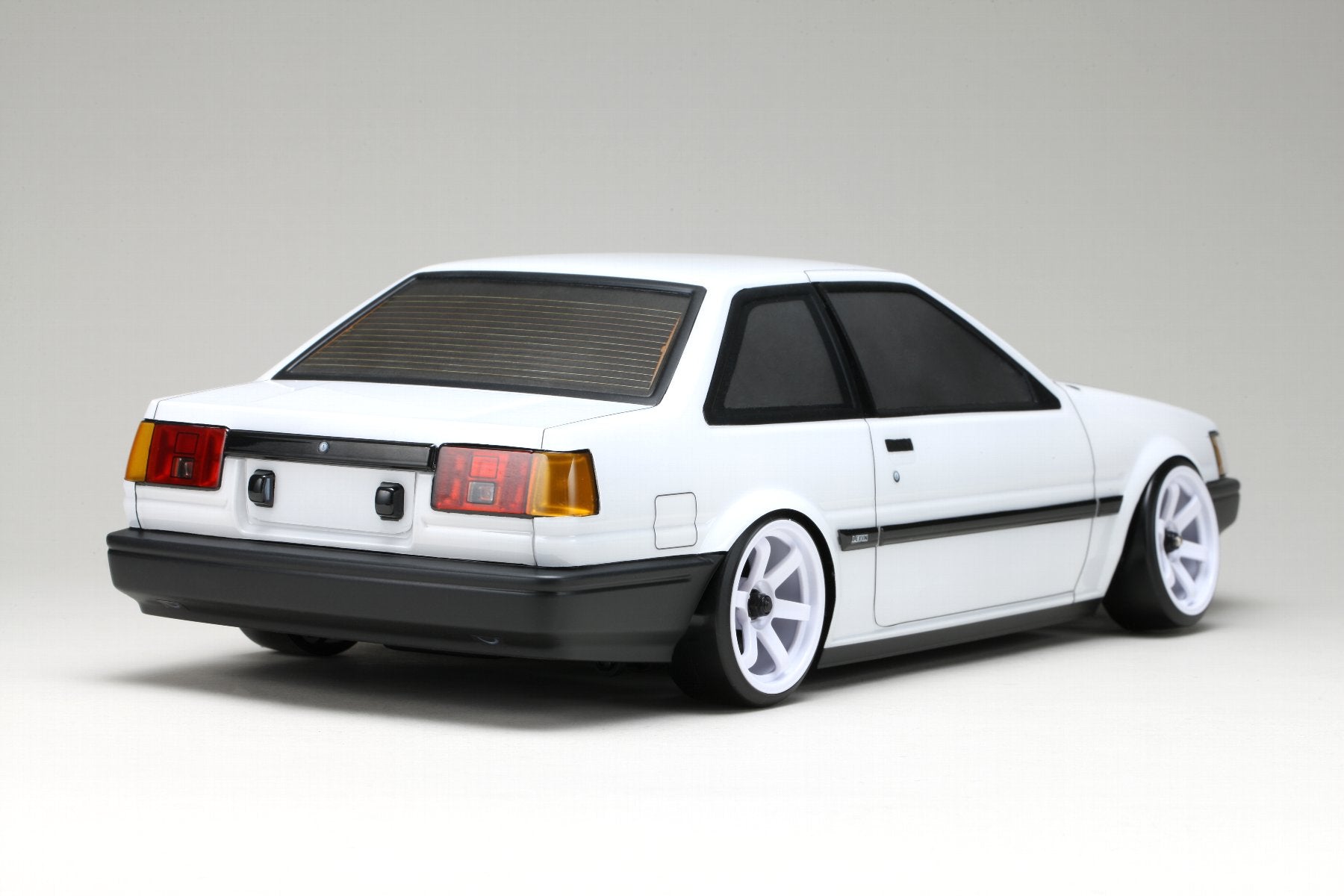 (PO APR 2026) Yokomo SD-AE86L2B Toyota Corolla (AE86) Levin 2-Door Body Set - BanzaiHobby