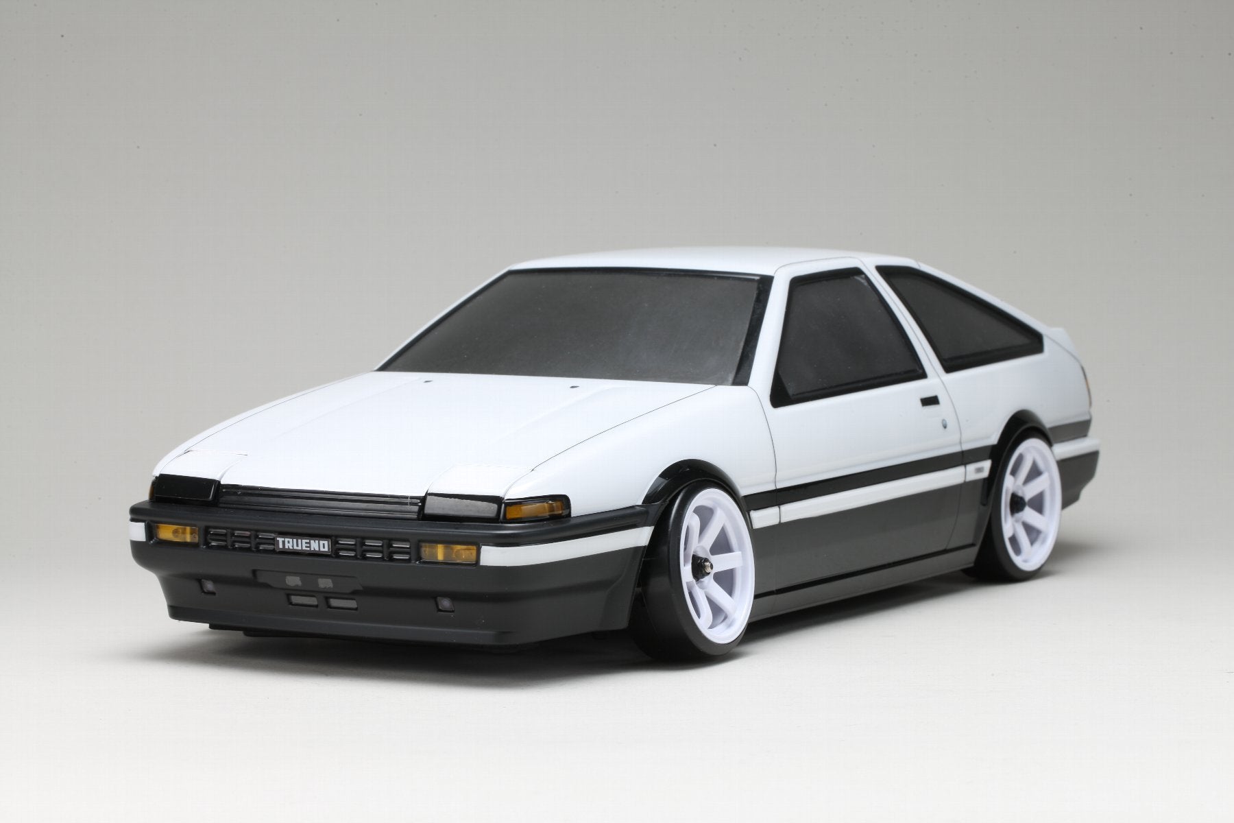 (PO APR 2026) Yokomo SD-AE86T3B Toyota Sprinter (AE86) Trueno 3-Door Body Set - BanzaiHobby