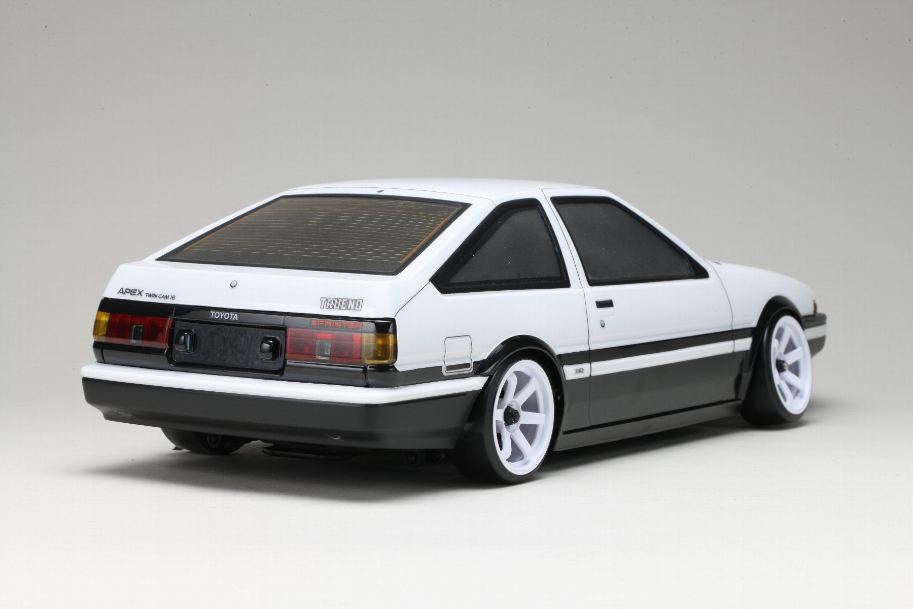 (PO APR 2026) Yokomo SD-AE86T3B Toyota Sprinter (AE86) Trueno 3-Door Body Set - BanzaiHobby