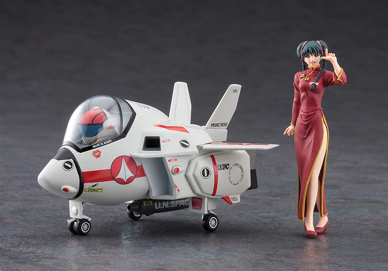 Hasegawa Lynn Minmay (Chinese Dress) w/VF-1J Valkyrie (Egg Plane) - BanzaiHobby