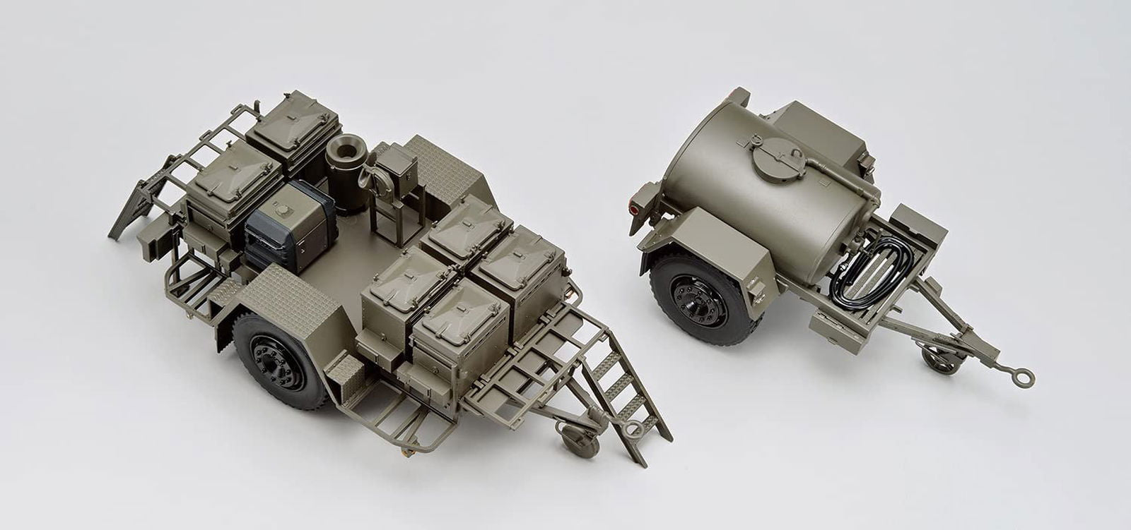 Aoshima 3 1/2t Truck (SKW-476) w/Yagai Suigu `Field Cooker` (22kai) & 1t - BanzaiHobby