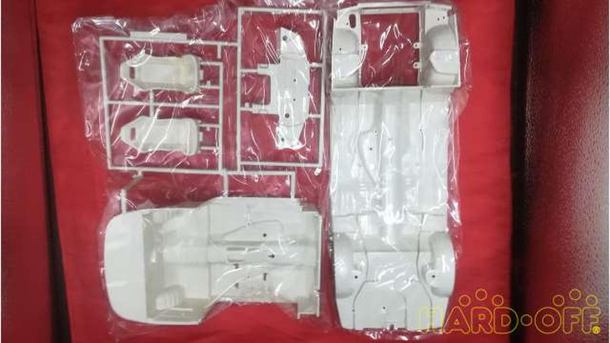 Fujimi Unisia Gex Skyline 93' 14108 - Banzai Thrifting | BanzaiHobby