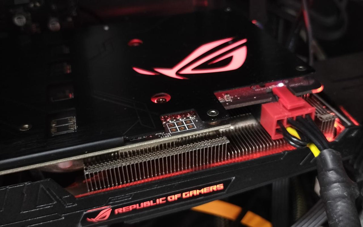 ASUS Graphics Board: STRIX-GTX1070-O8G-GAMING