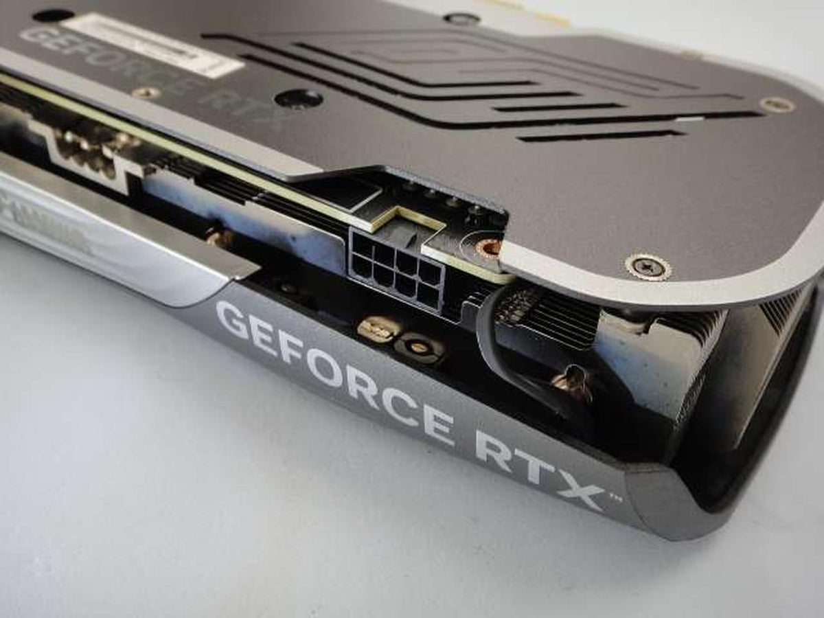ZOTAC RTX4070 12GB　ZOTAC ZT-D40700M-10B