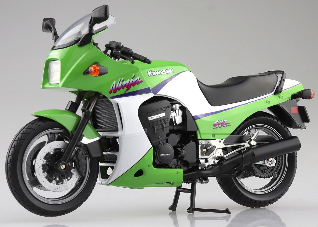 Aoshima 1/12 Complete Bike KAWASAKI GPZ900R Lime Green - BanzaiHobby