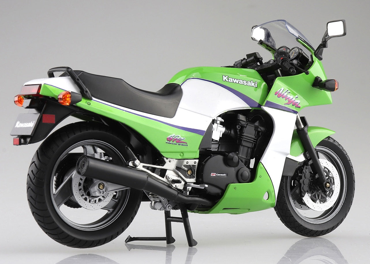 Aoshima 1/12 Complete Bike KAWASAKI GPZ900R Lime Green - BanzaiHobby