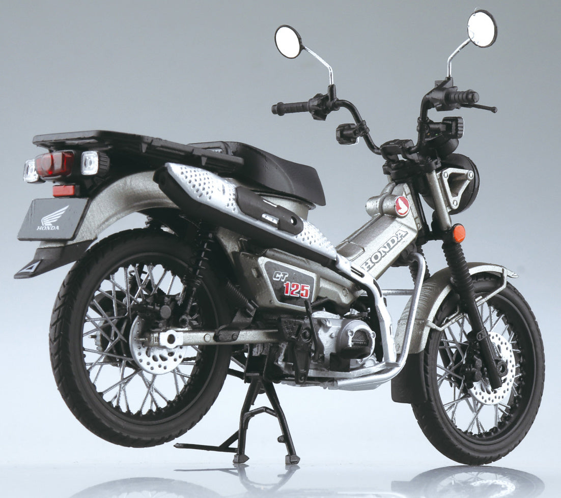 Aoshima 1/12 Honda CT125 Hunter Cub Matte Armored Silver Metallic - BanzaiHobby