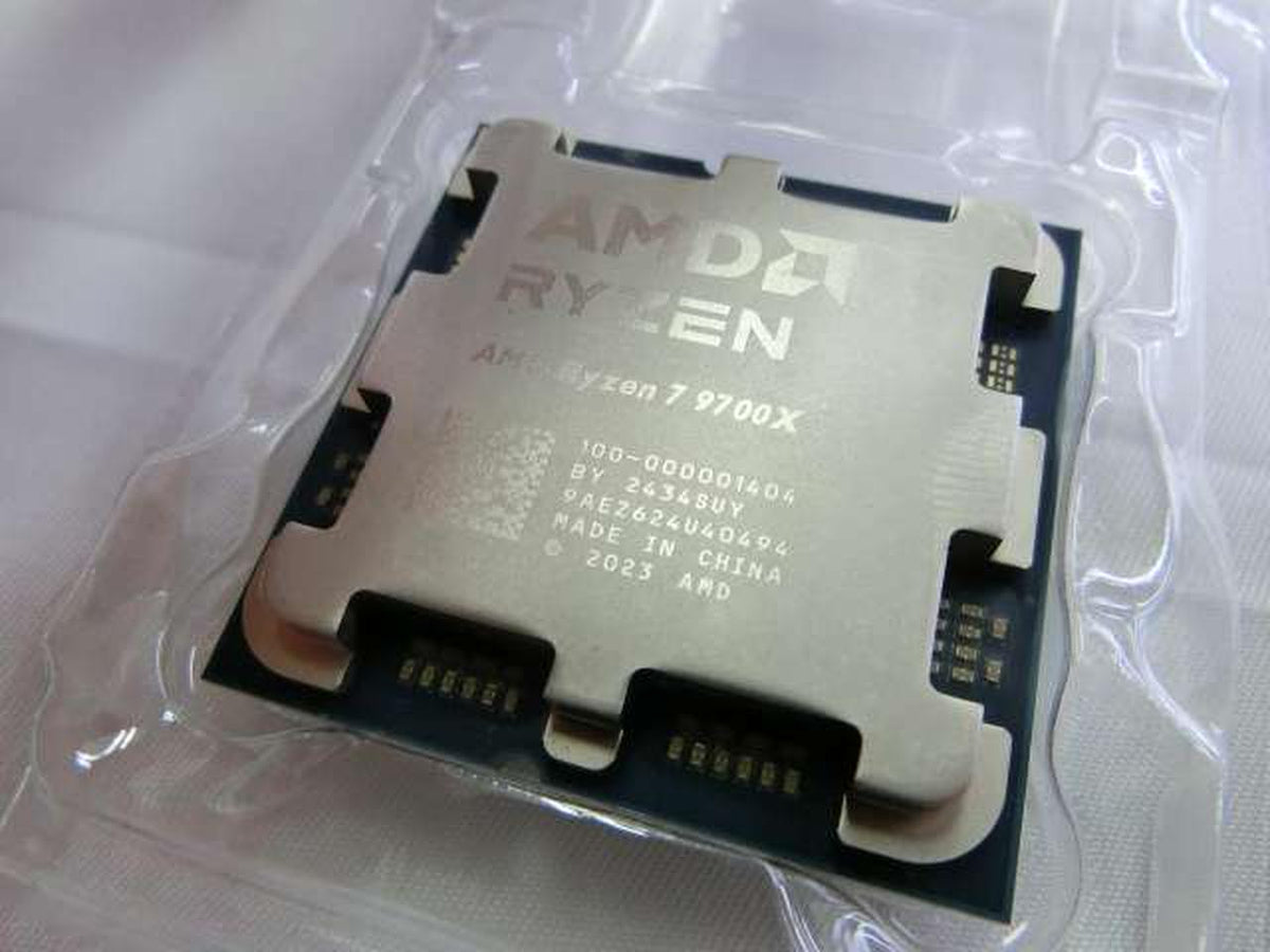 AMD RYZEN 7 9700X　AMD　CPU RYZEN 7 9700X