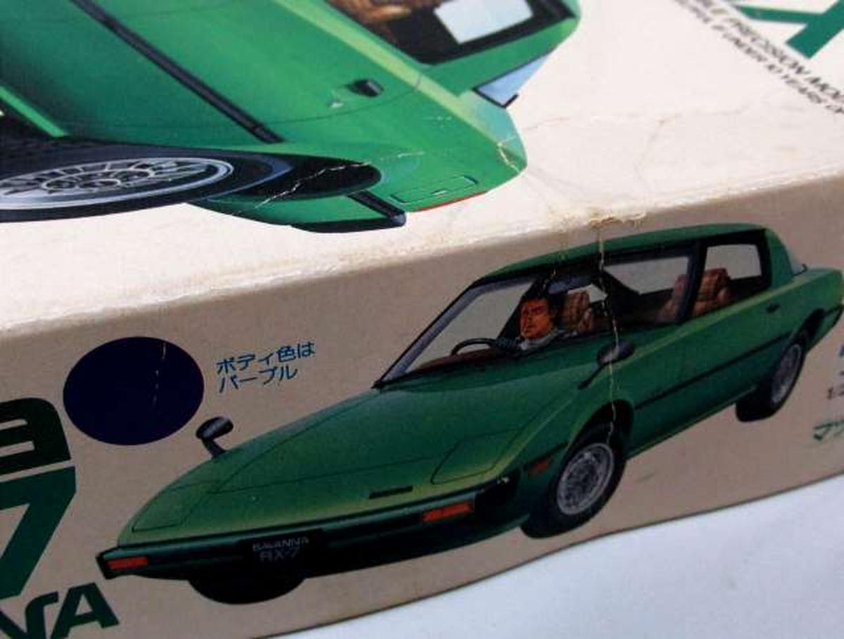 TAMIYA [Ogata-Miya] 1/24 Mazda Savanna RX-7 Motorized Kit [SS2409] - Banzai Thrifting | BanzaiHobby