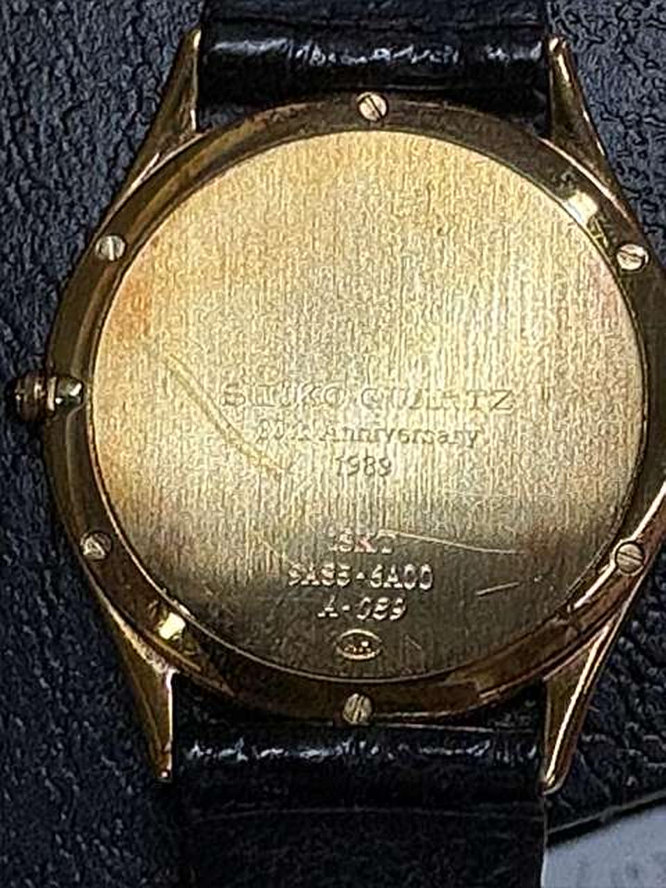 SEIKO Quartz 20TH ANV/18KT 9A85-6A00 - Banzai Thrifting | BanzaiHobby