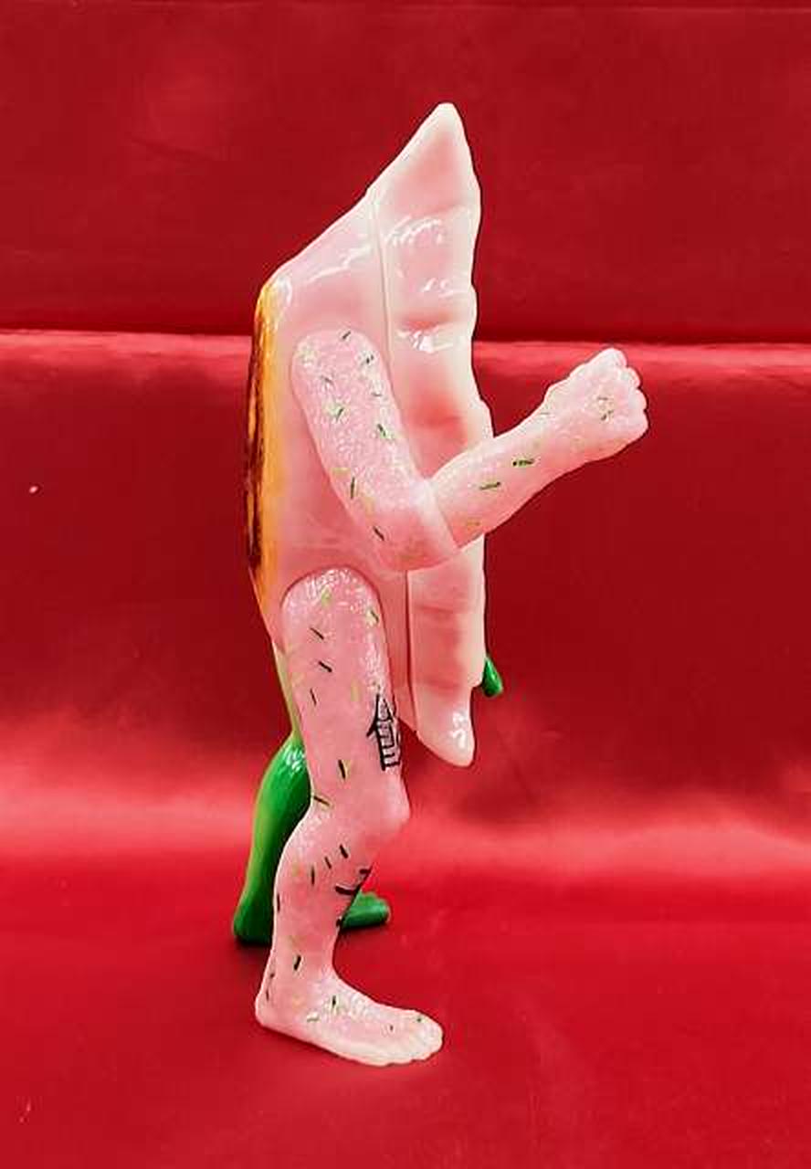 THAT IS GOOD Soft Vinyl Doll Nanashi Gyoza Graveyard Gallery Ver. Jin Katagiri Absurd Art Studio - THAT IS GOOD Banzai Hobby