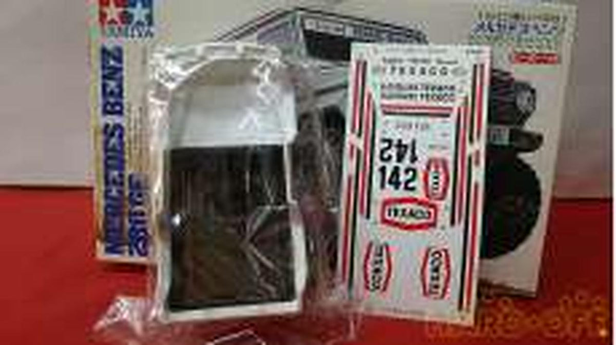 Tamiya Mercedes-Benz 280CE Plastic Model Mini 4WD 19008 - Banzai Thrifting | BanzaiHobby
