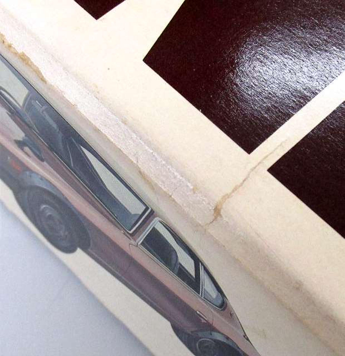 TAMIYA [Free Shipping / Ogatamiya] 1/12 Fairlady 240ZG (Retail Type) Display Model [1210] - Banzai Thrifting | BanzaiHobby
