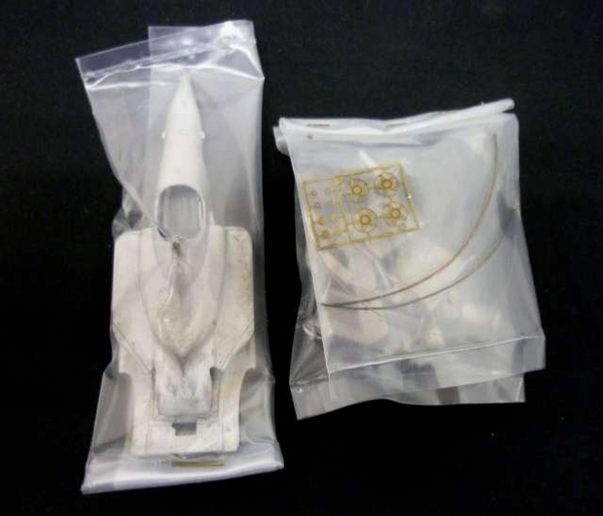 MERI KITS Benetton Ford B188 Imola GP - Banzai Thrifting | BanzaiHobby