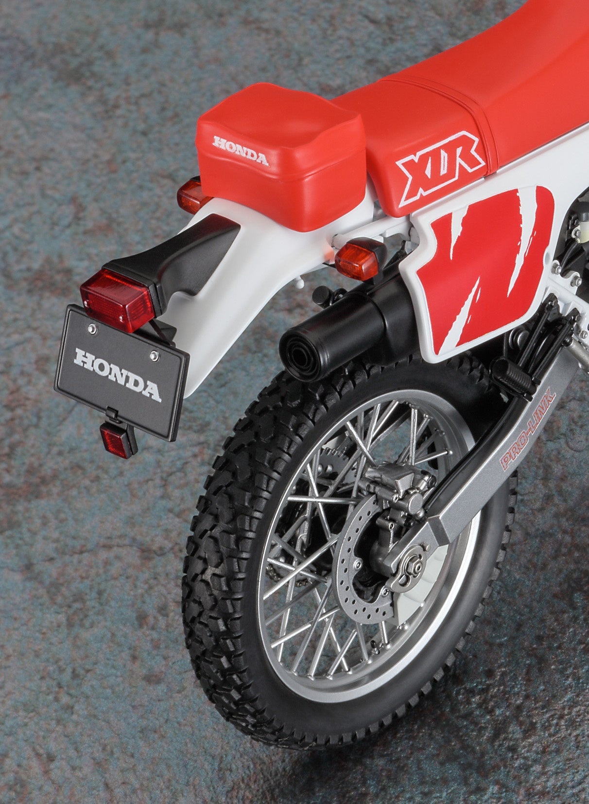 Hasegawa BK16 1/12 Honda XLR BAJA (MD22) 1991 - BanzaiHobby