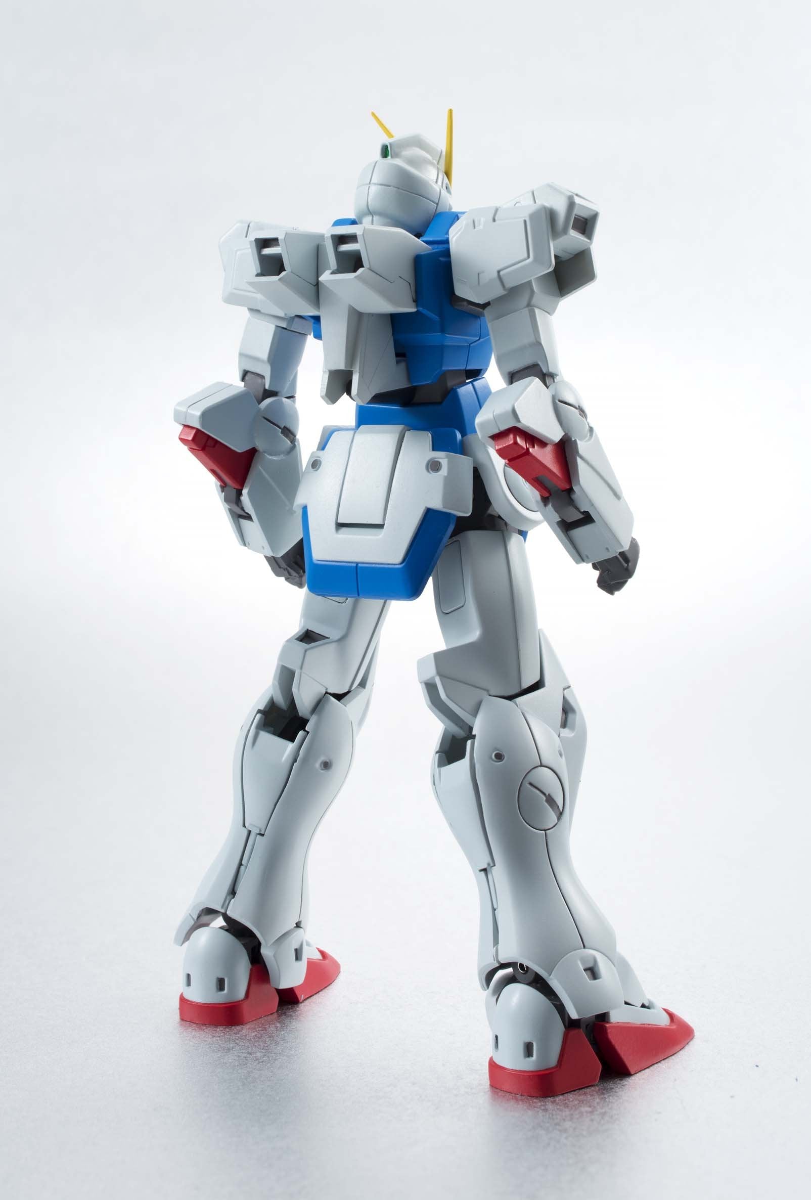 ROBOT魂 機動戦士Vガンダム [SIDE MS] Vダッシュガンダム 約140mm ABS&PVC&PET製 塗装済み可動フィギュア - BanzaiHobby