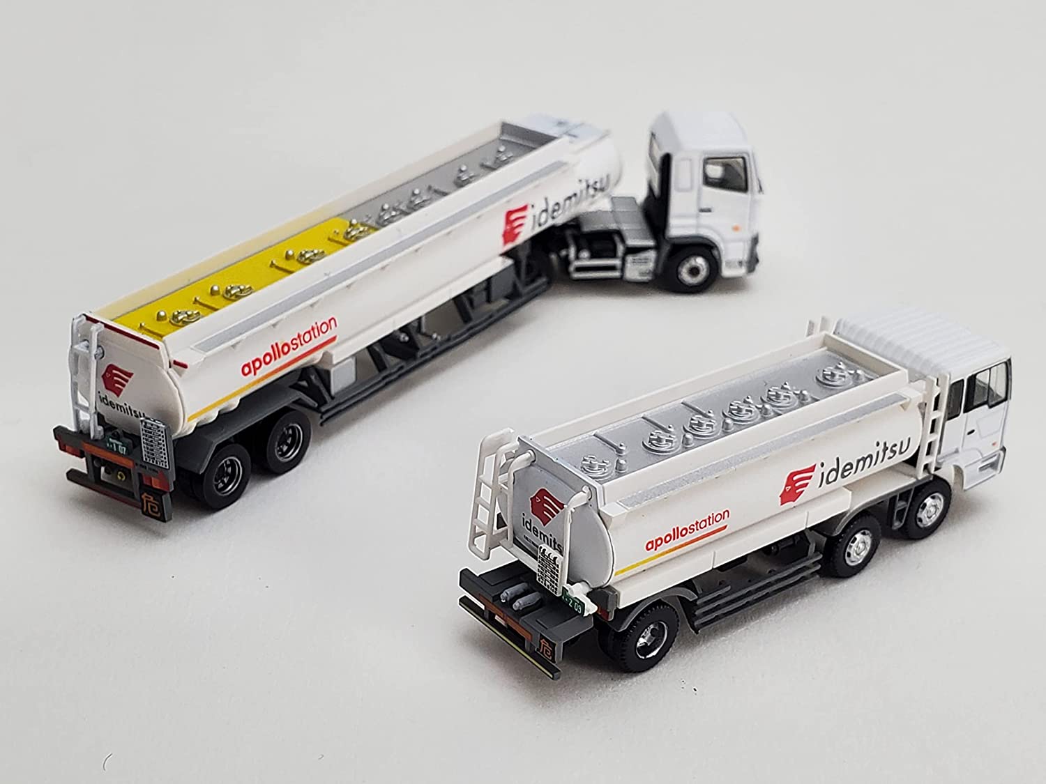 317791 The Truck/Trailer Collection Idemitsu Tank Truck Set (2 C